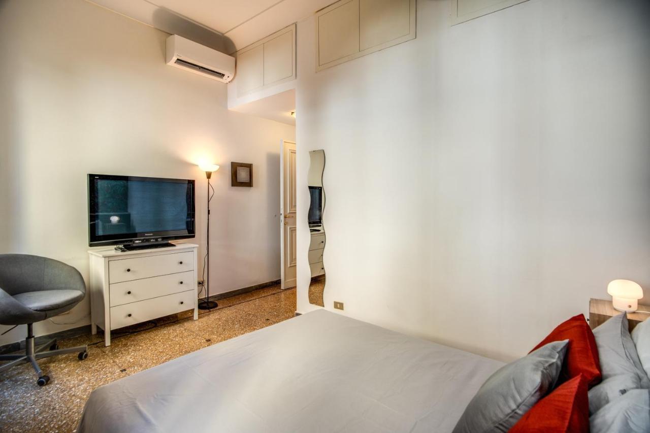 Fresh House Colosseo ローマ エクステリア 写真
